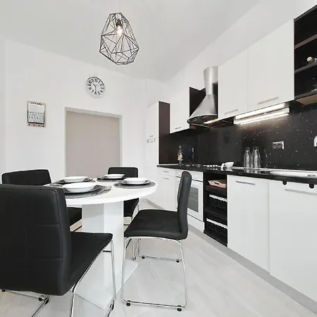 In With Private Pool *